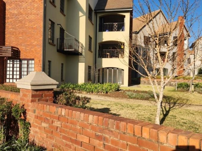 3 Bedroom Apartment to Rent in Meerhof - Property to rent - MR695536