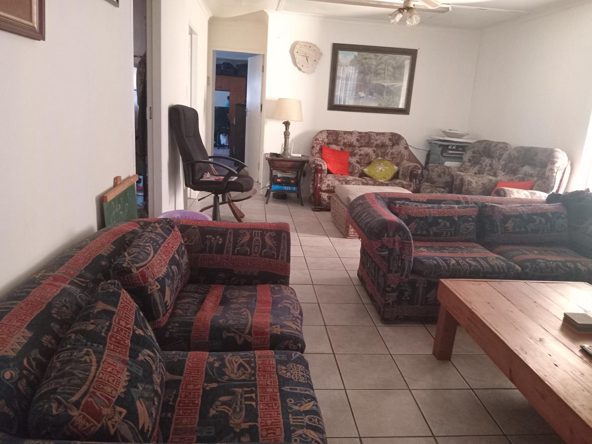  of property in Grassy Park