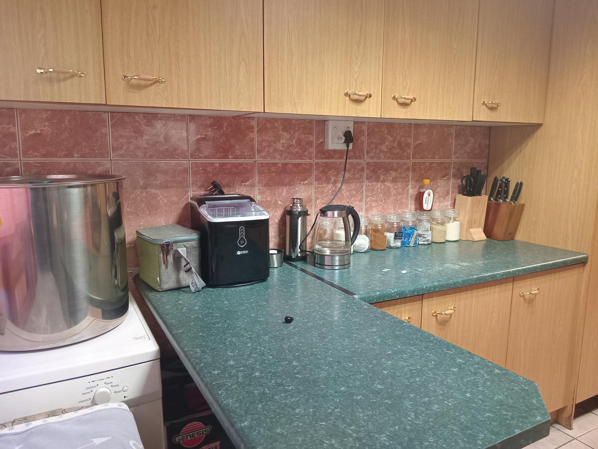  of property in Pelikan Park