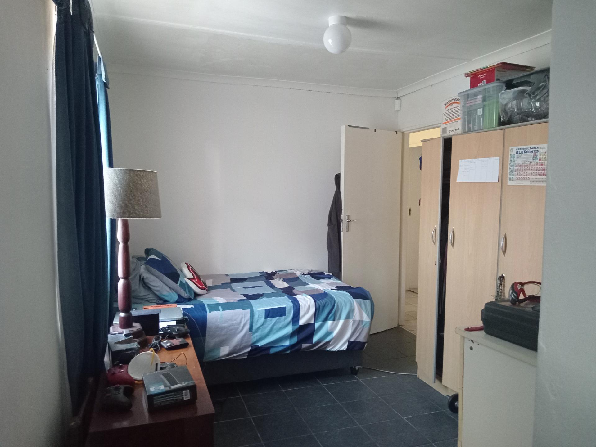  of property in Pelikan Park