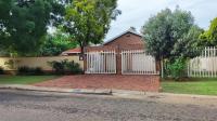 Front View of property in Sunward park