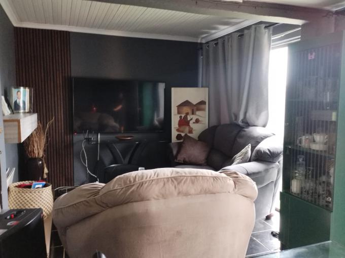 3 Bedroom House for Sale For Sale in Mdantsane - MR695577