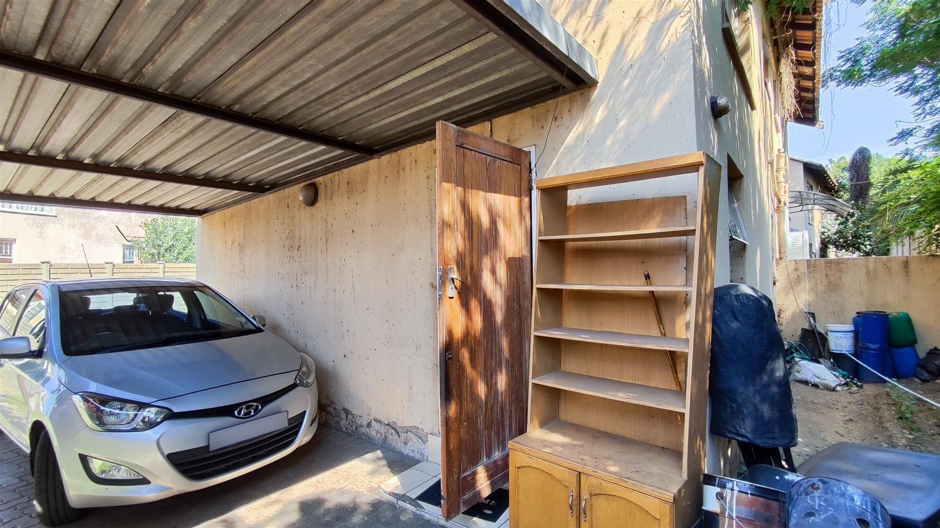 Backyard of property in Vanderbijlpark