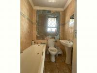  of property in Phakamisa