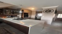 Kitchen of property in Summerset