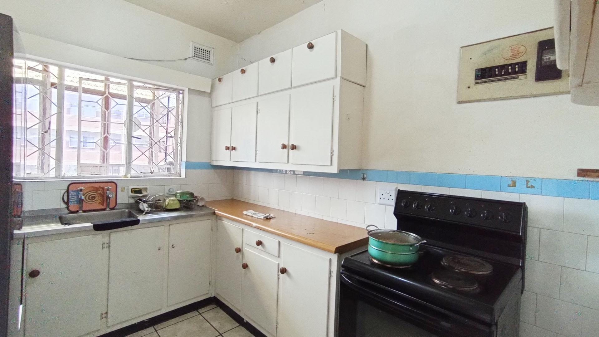 Kitchen - 10 square meters of property in Scottsville PMB