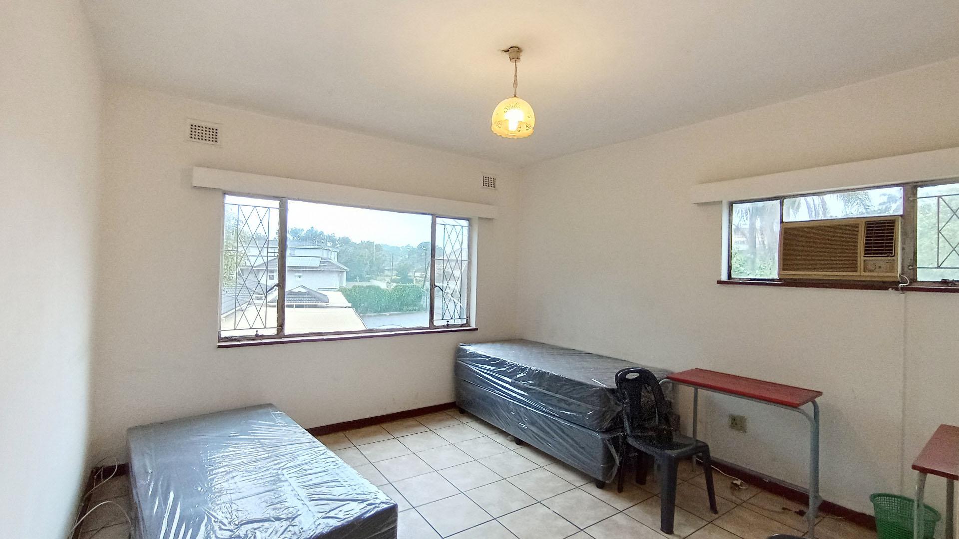 Bed Room 2 - 19 square meters of property in Scottsville PMB