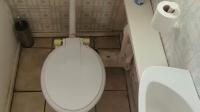 Bathroom 1 of property in Scottsville PMB