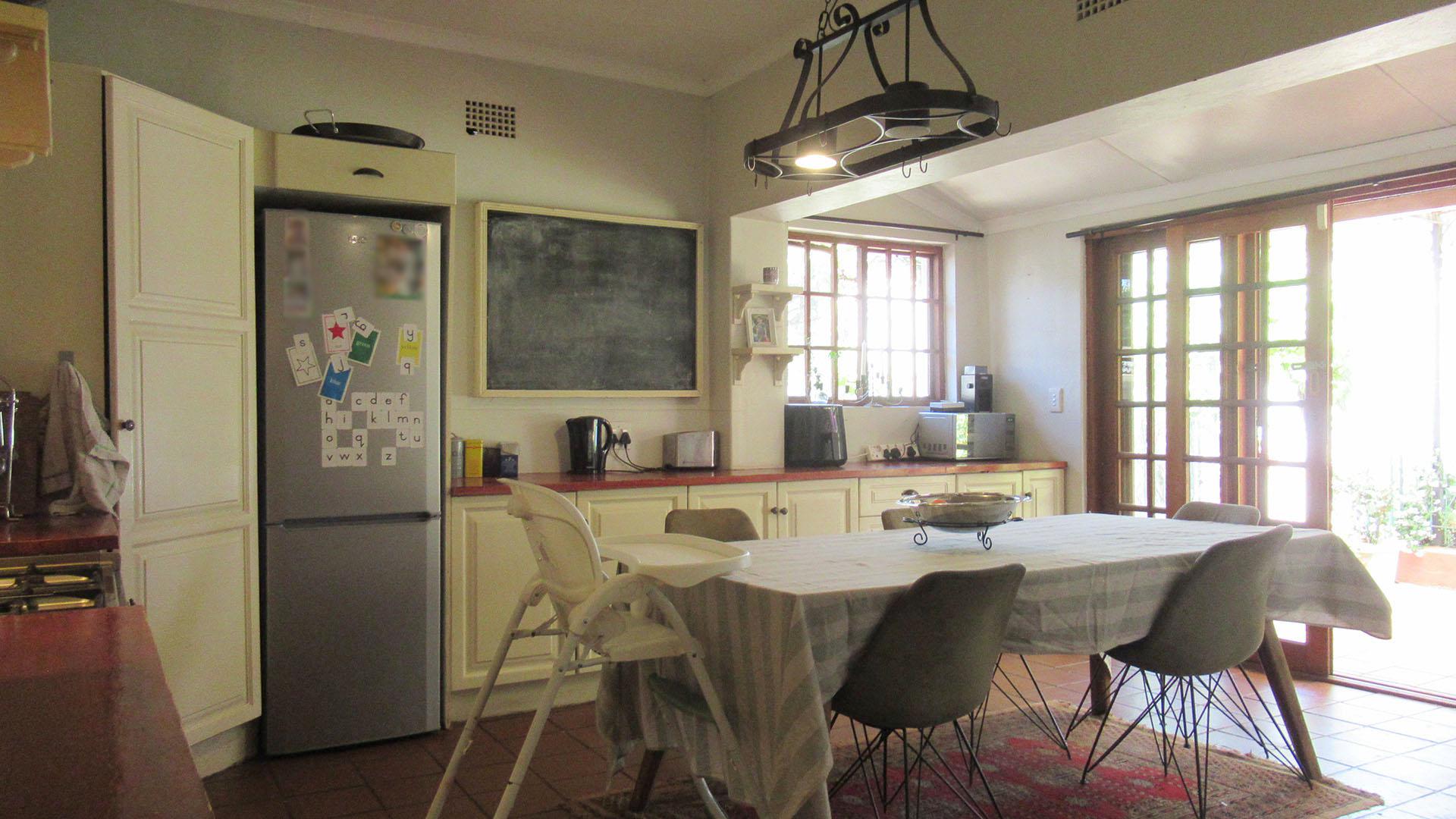 Kitchen - 31 square meters of property in Westdene (JHB)