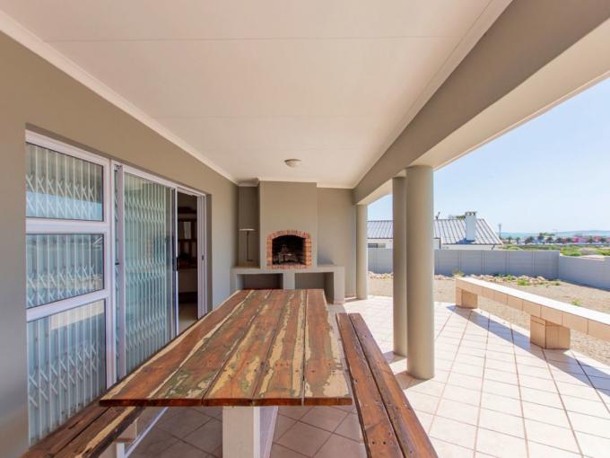3 Bedroom House for Sale For Sale in Langebaan - MR695652