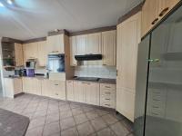  of property in Brackenhurst