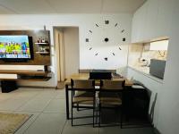  of property in Mondeor