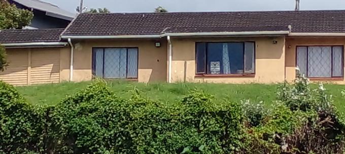 6 Bedroom House for Sale For Sale in Hibberdene - MR695695