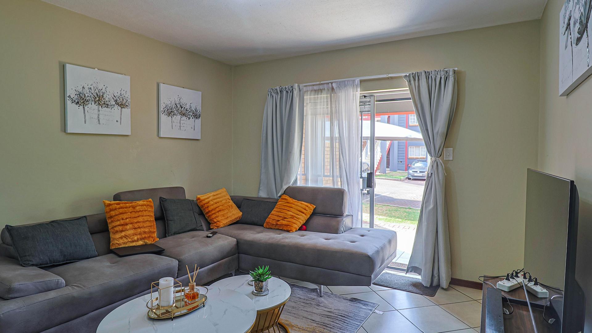  of property in Monavoni