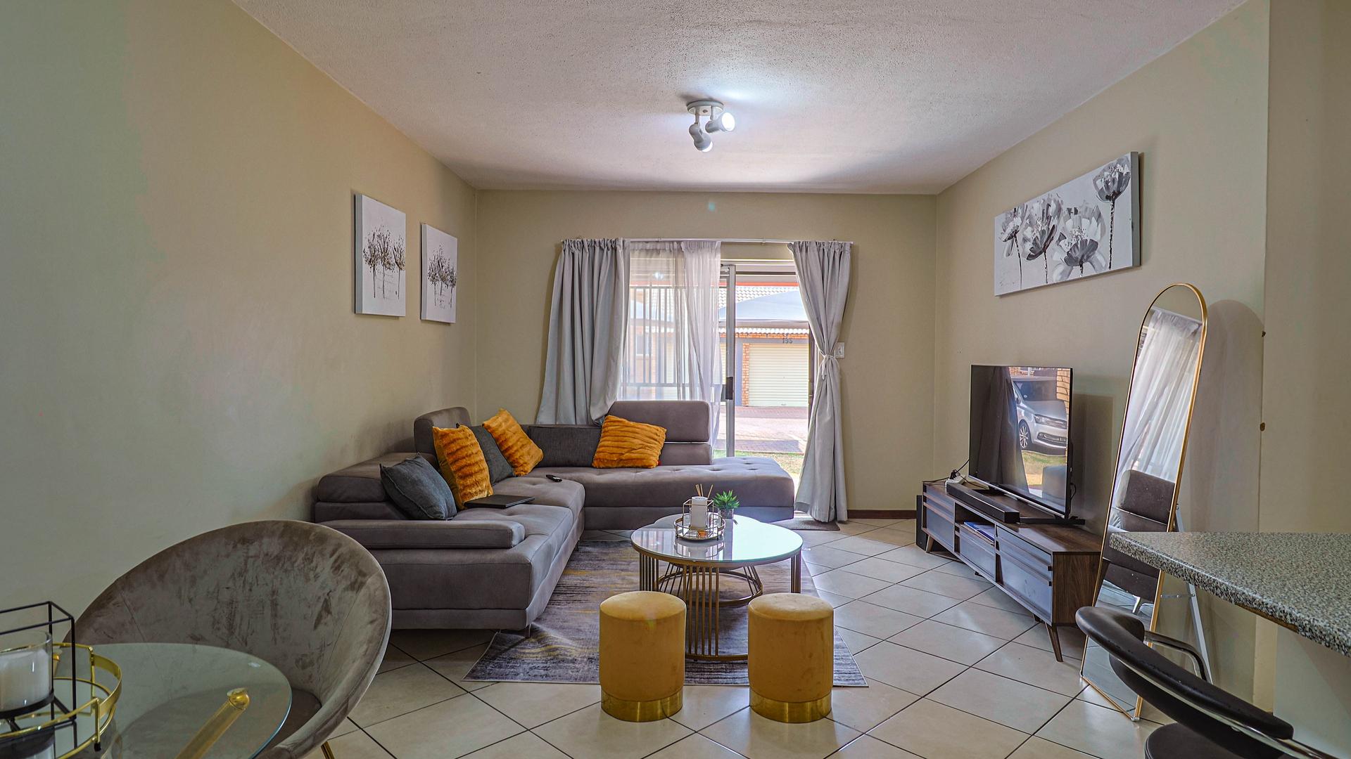  of property in Monavoni