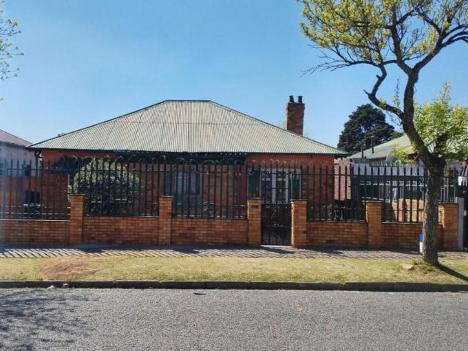3 Bedroom House for Sale For Sale in Rosettenville - MR695757
