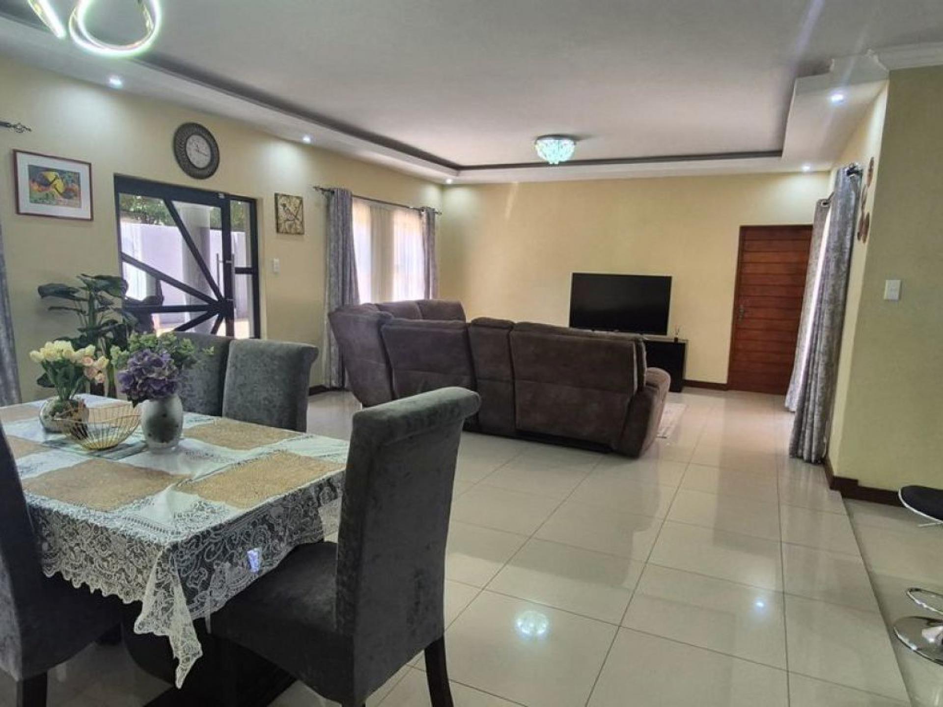  of property in Lyttelton Manor