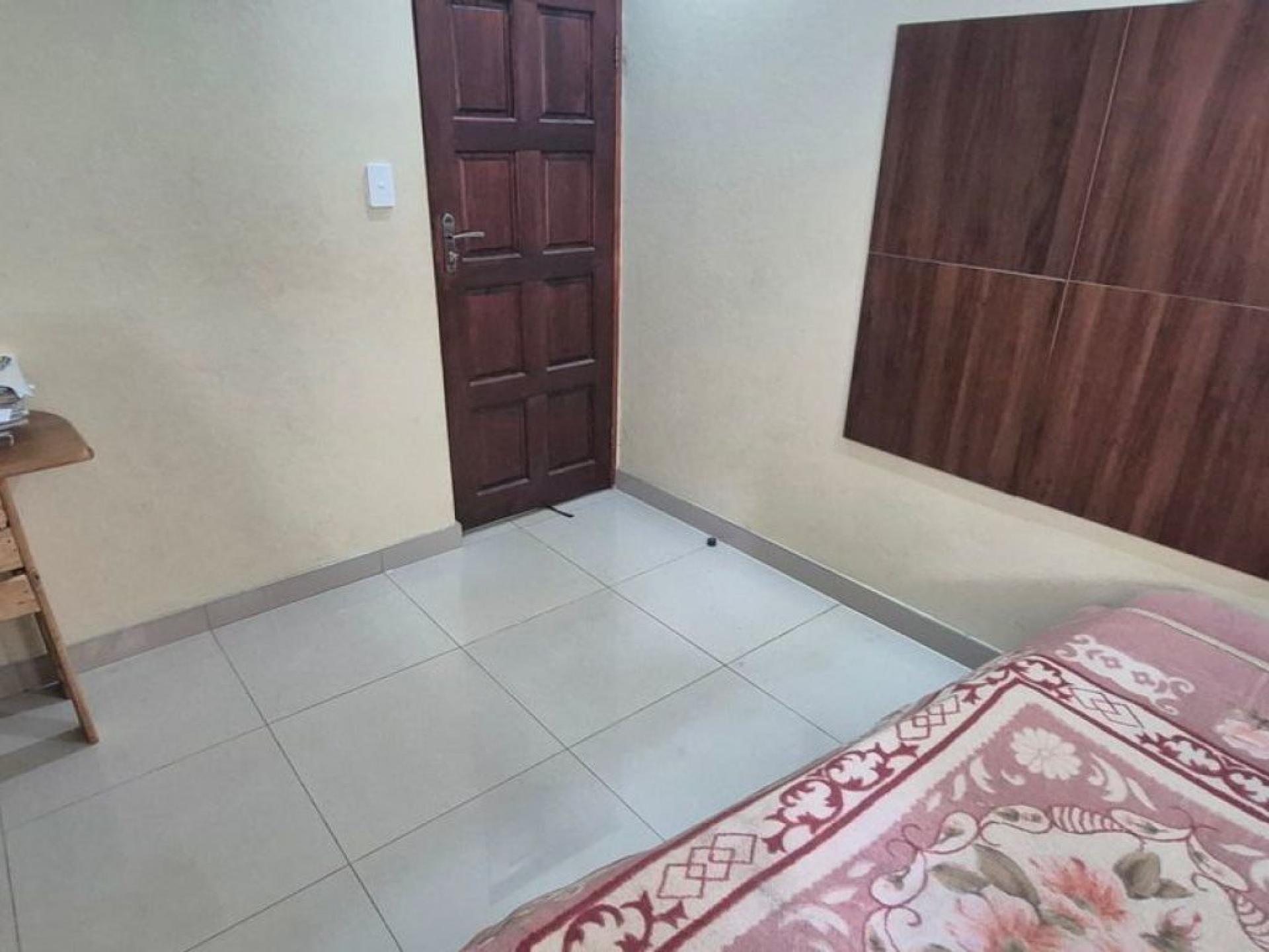  of property in Lyttelton Manor