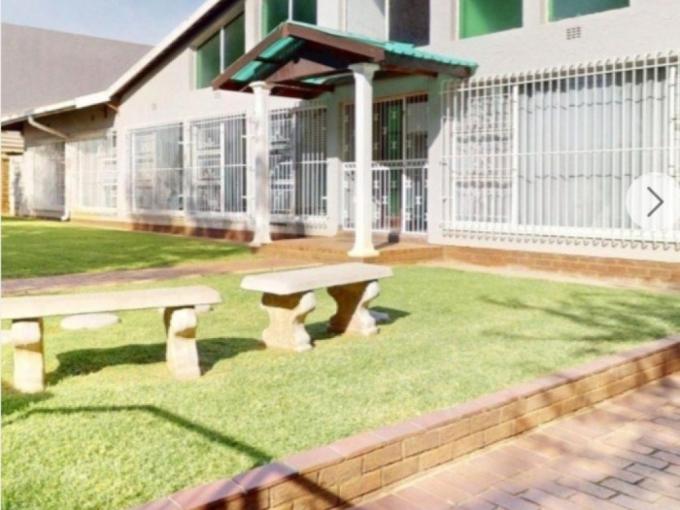 5 Bedroom House for Sale For Sale in Parkrand - MR695809