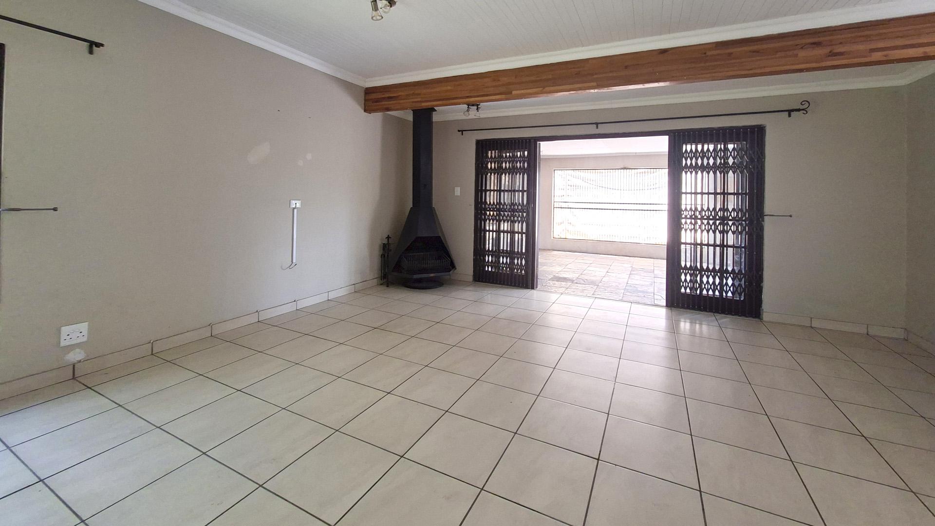 Lounges of property in Sonheuwel