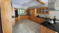 Kitchen of property in Sonheuwel