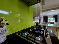  of property in Bendor