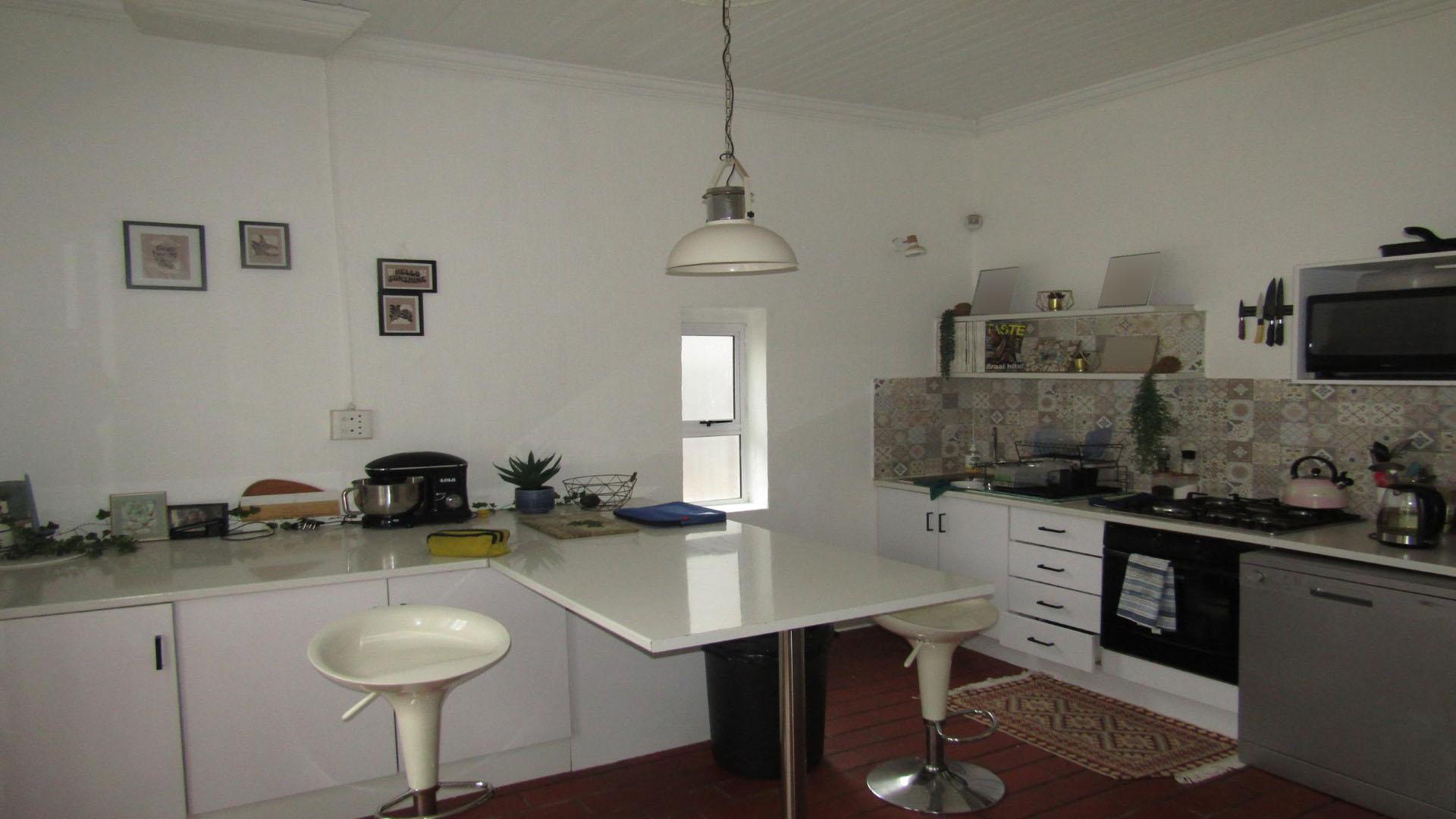 Kitchen of property in Melville
