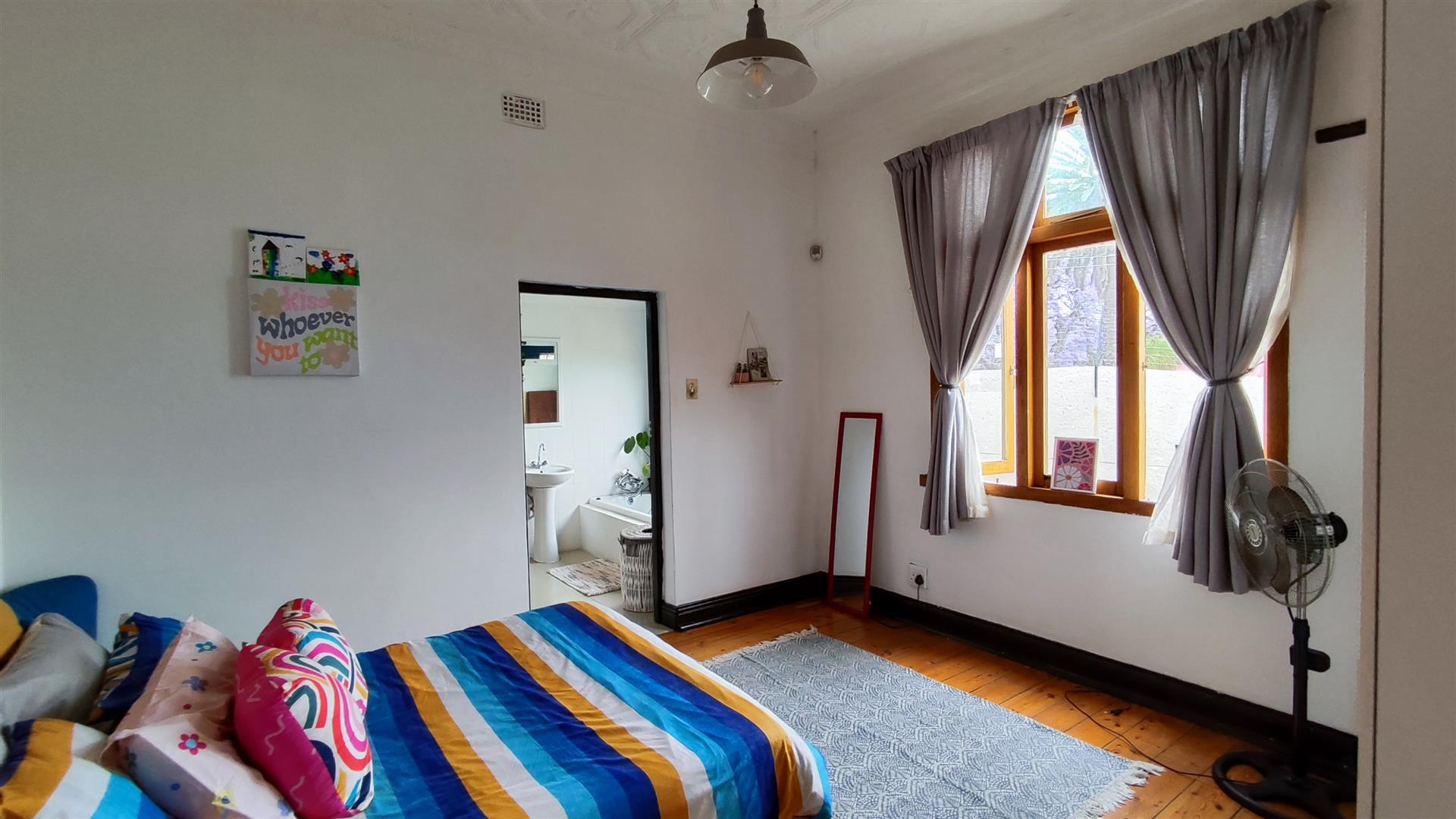 Main Bedroom - 16 square meters of property in Melville