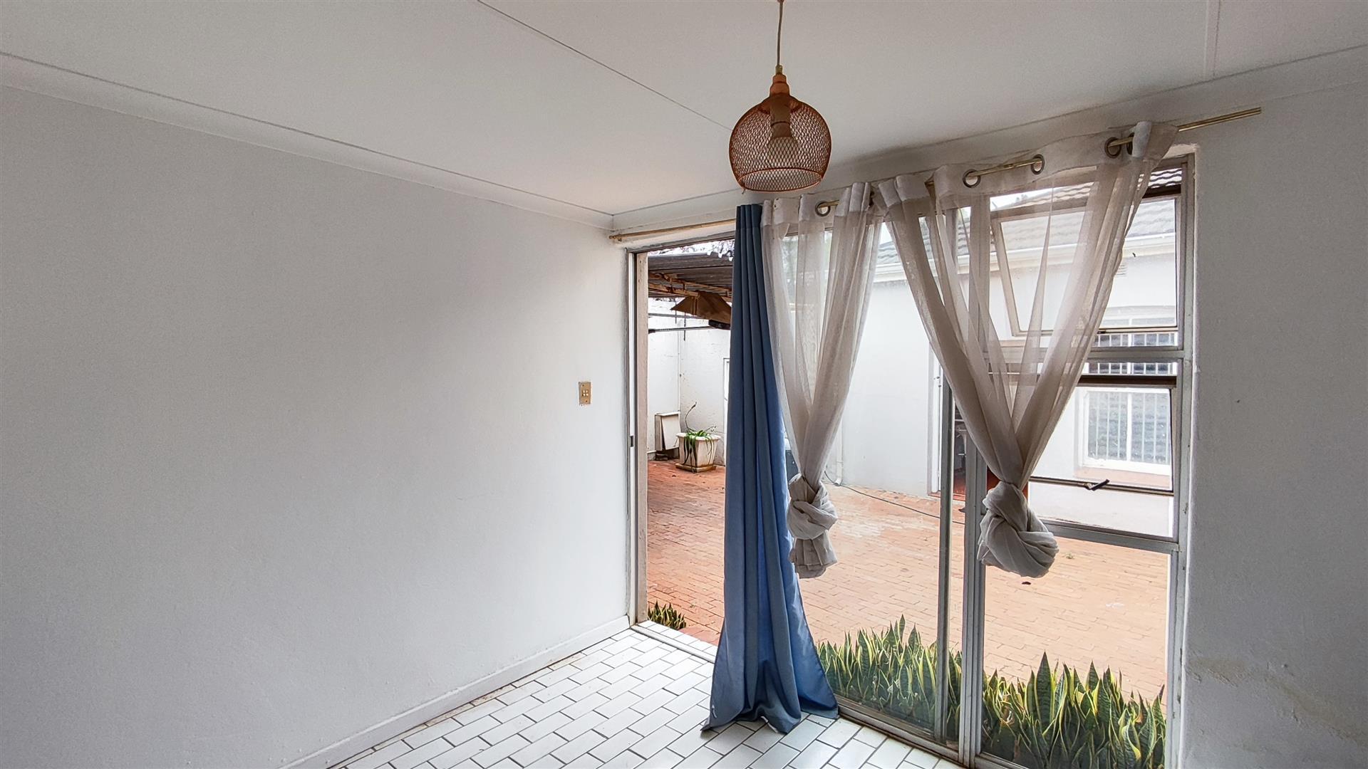 Laundry Room  - 12 square meters of property in Melville