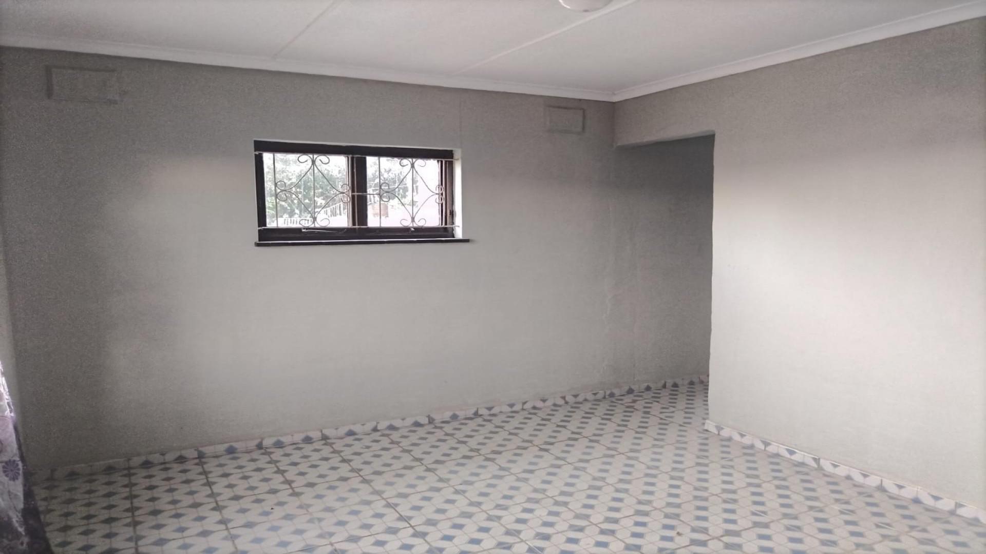 Flatlet of property in Kharwastan
