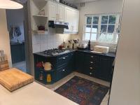  of property in Kloof 
