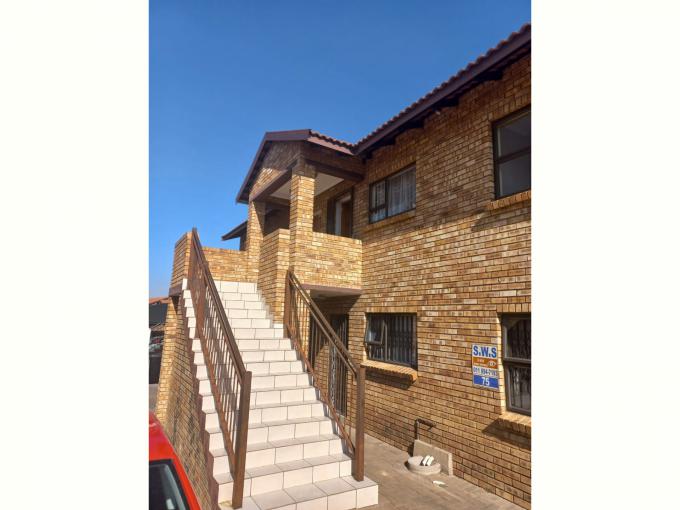 2 Bedroom Sectional Title for Sale For Sale in Witfield - MR695933