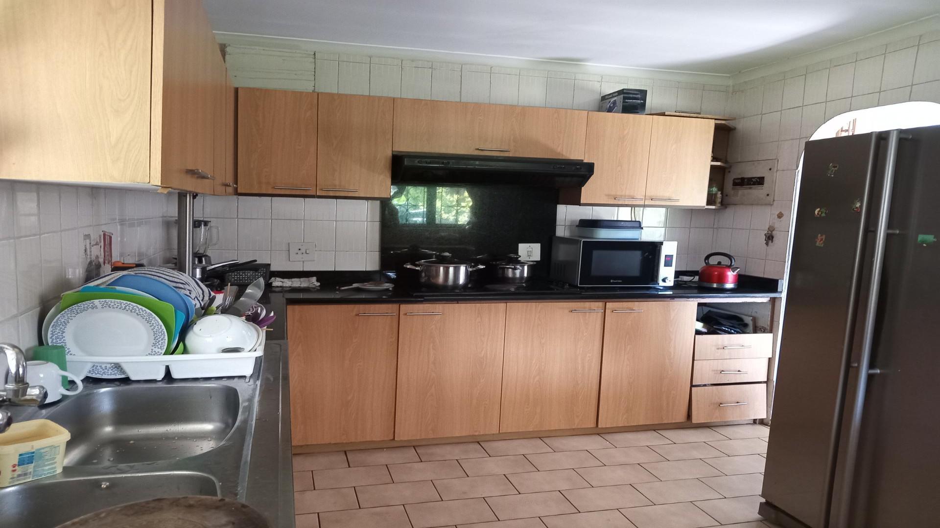 Kitchen of property in Woodhaven 