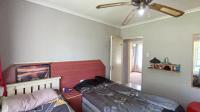 Bed Room 1 - 12 square meters of property in Woodhaven 