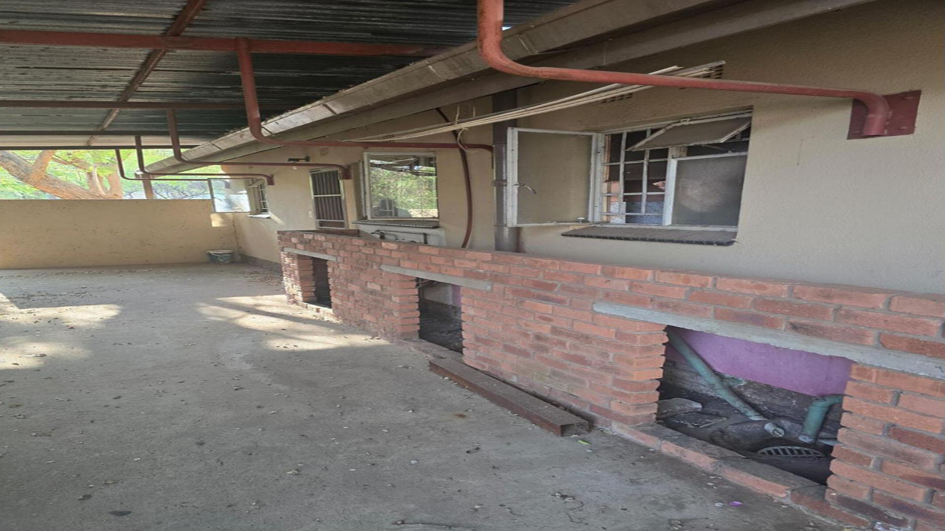 Carport  of property in Onverwacht