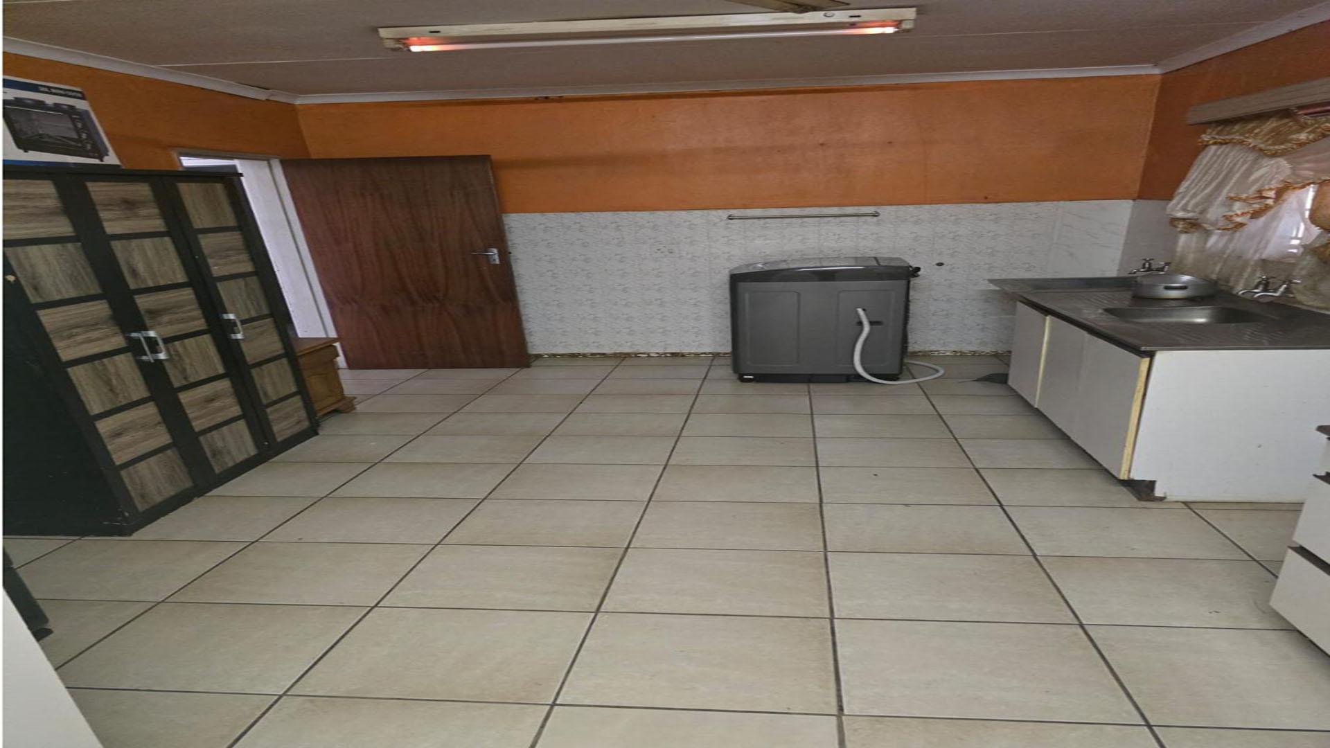 Kitchen of property in Onverwacht