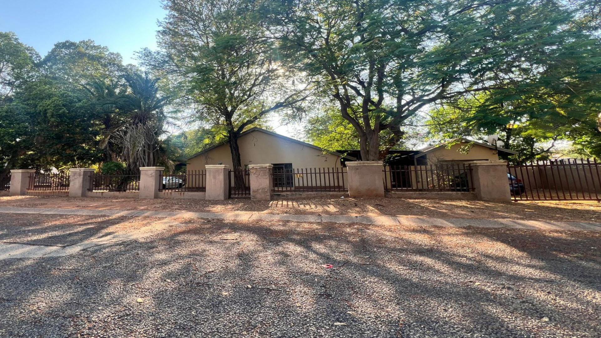 Front View of property in Onverwacht