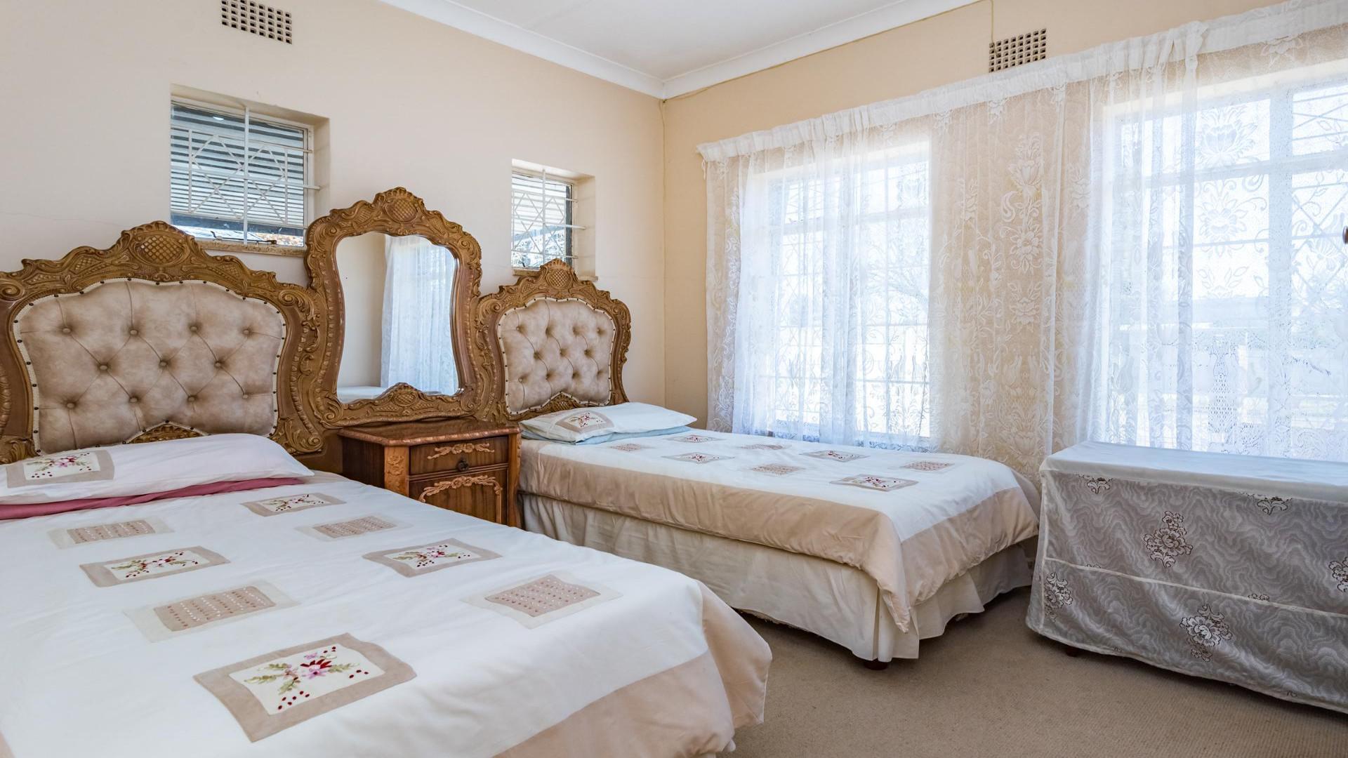 Bed Room 3 of property in Discovery