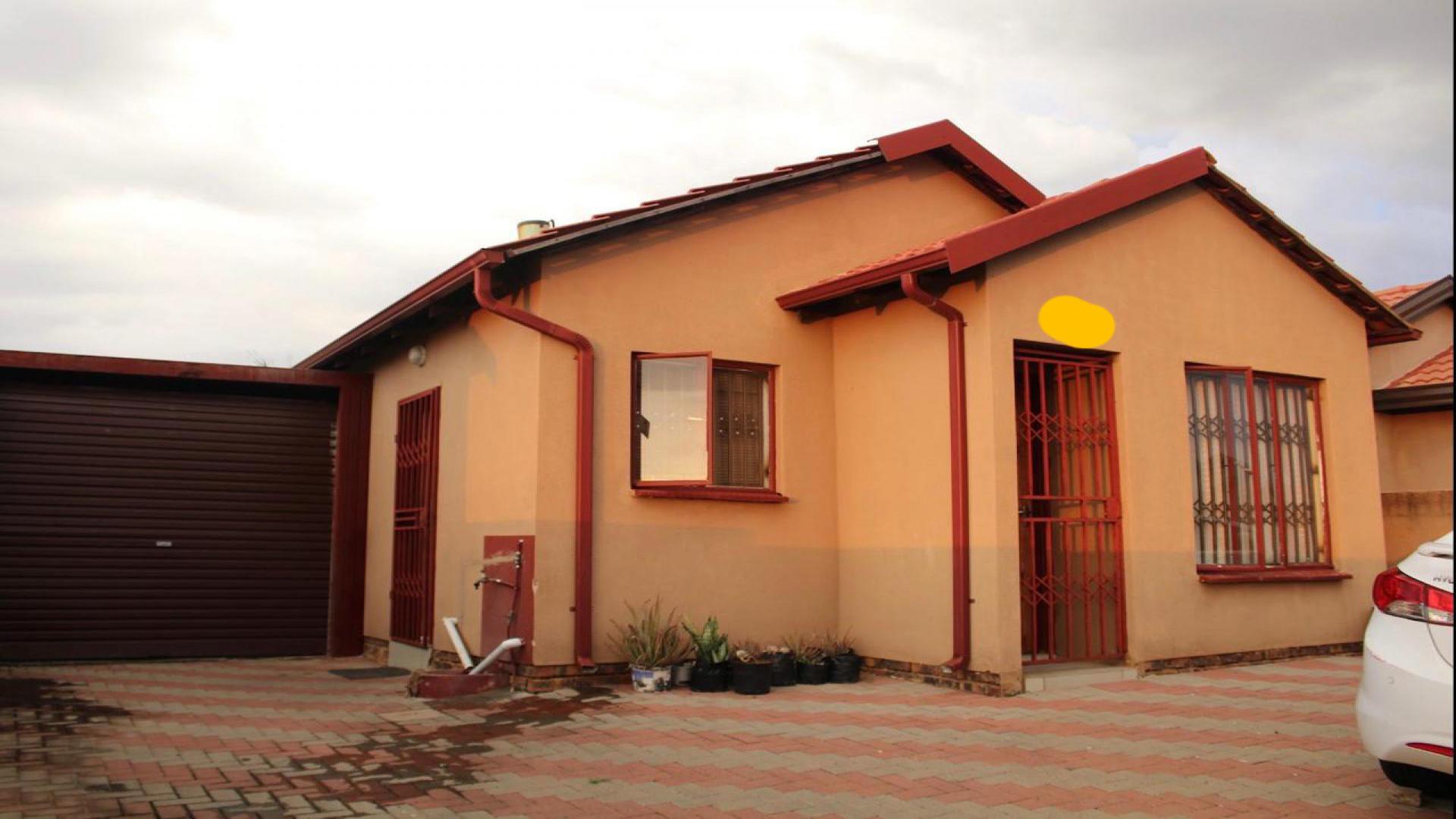 Front View of property in Soshanguve East