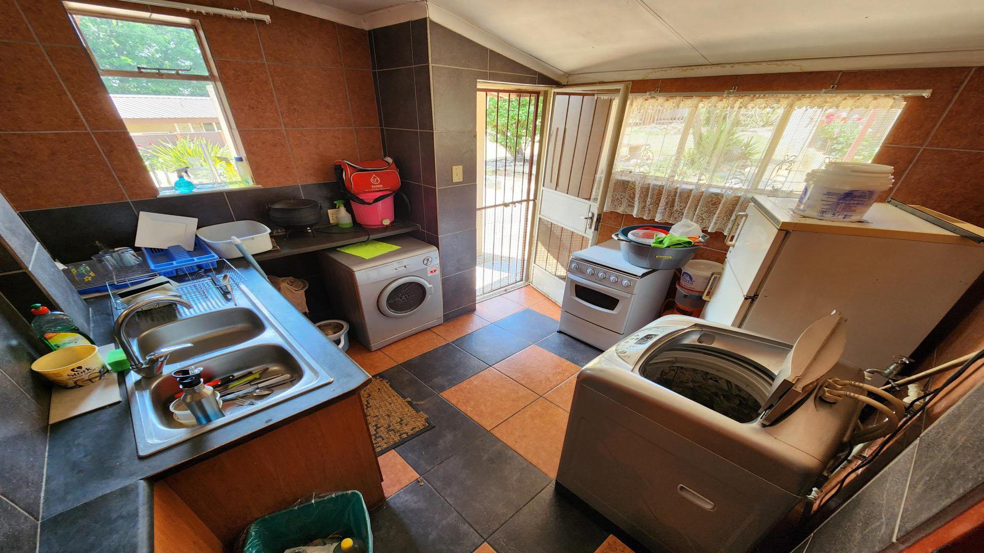 Scullery of property in Ermelo
