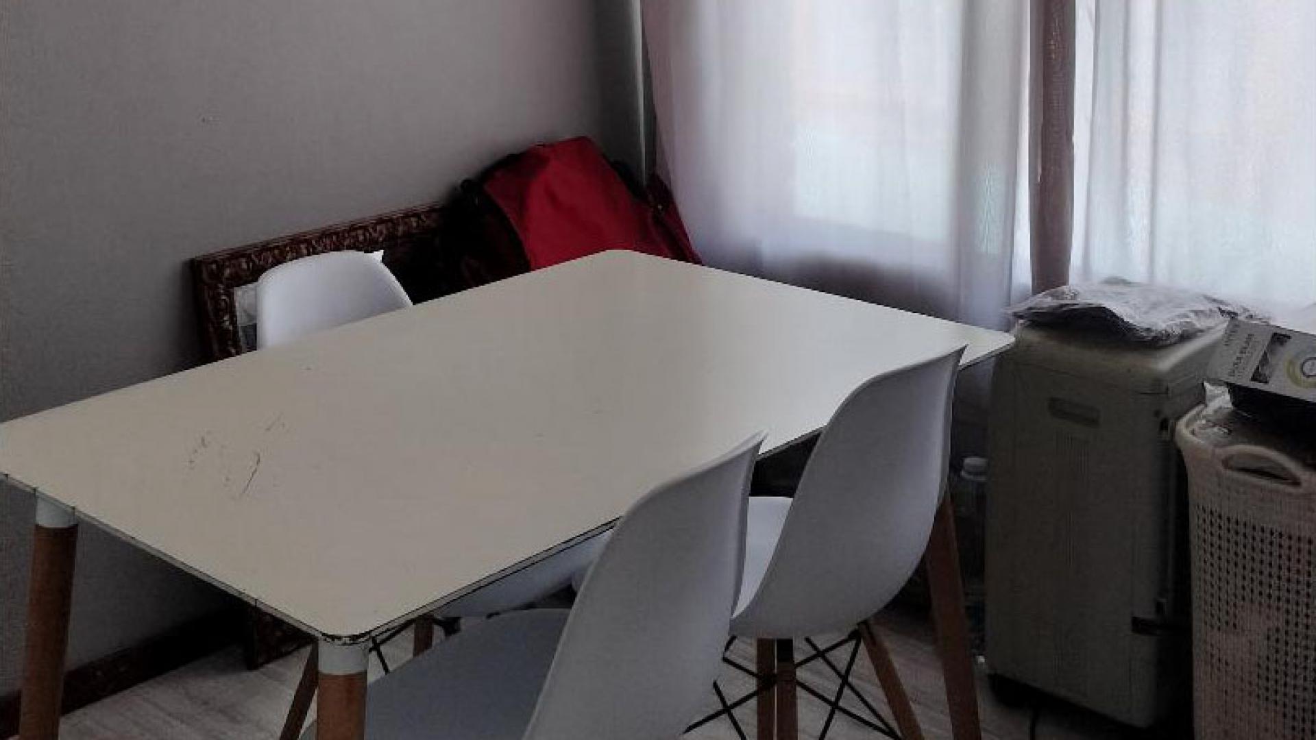 Dining Room of property in Meredale