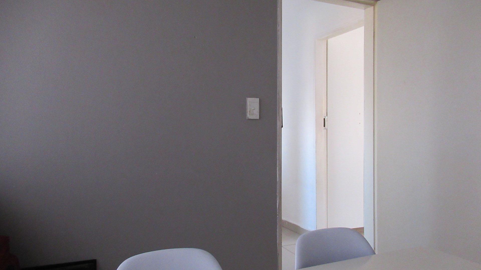 Bed Room 2 - 9 square meters of property in Meredale