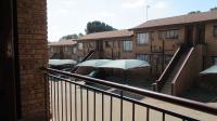 Balcony - 7 square meters of property in Meredale