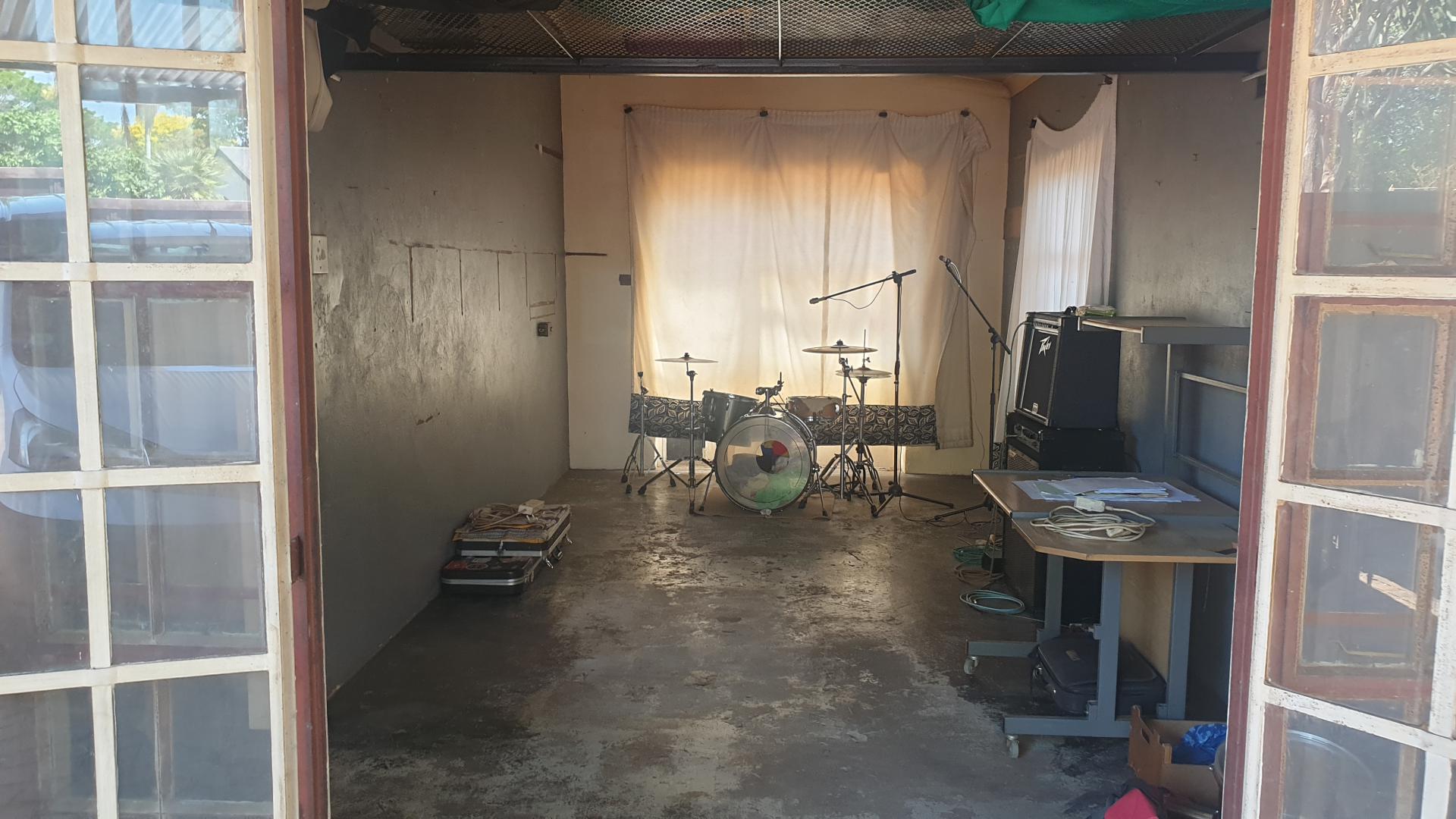  of property in Kilner park