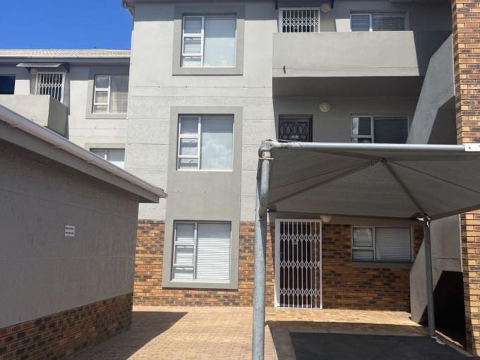 2 Bedroom Apartment for Sale For Sale in Hartenbos - MR696035