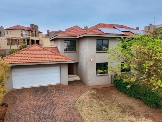 4 Bedroom House for Sale For Sale in Boschdal - MR696039