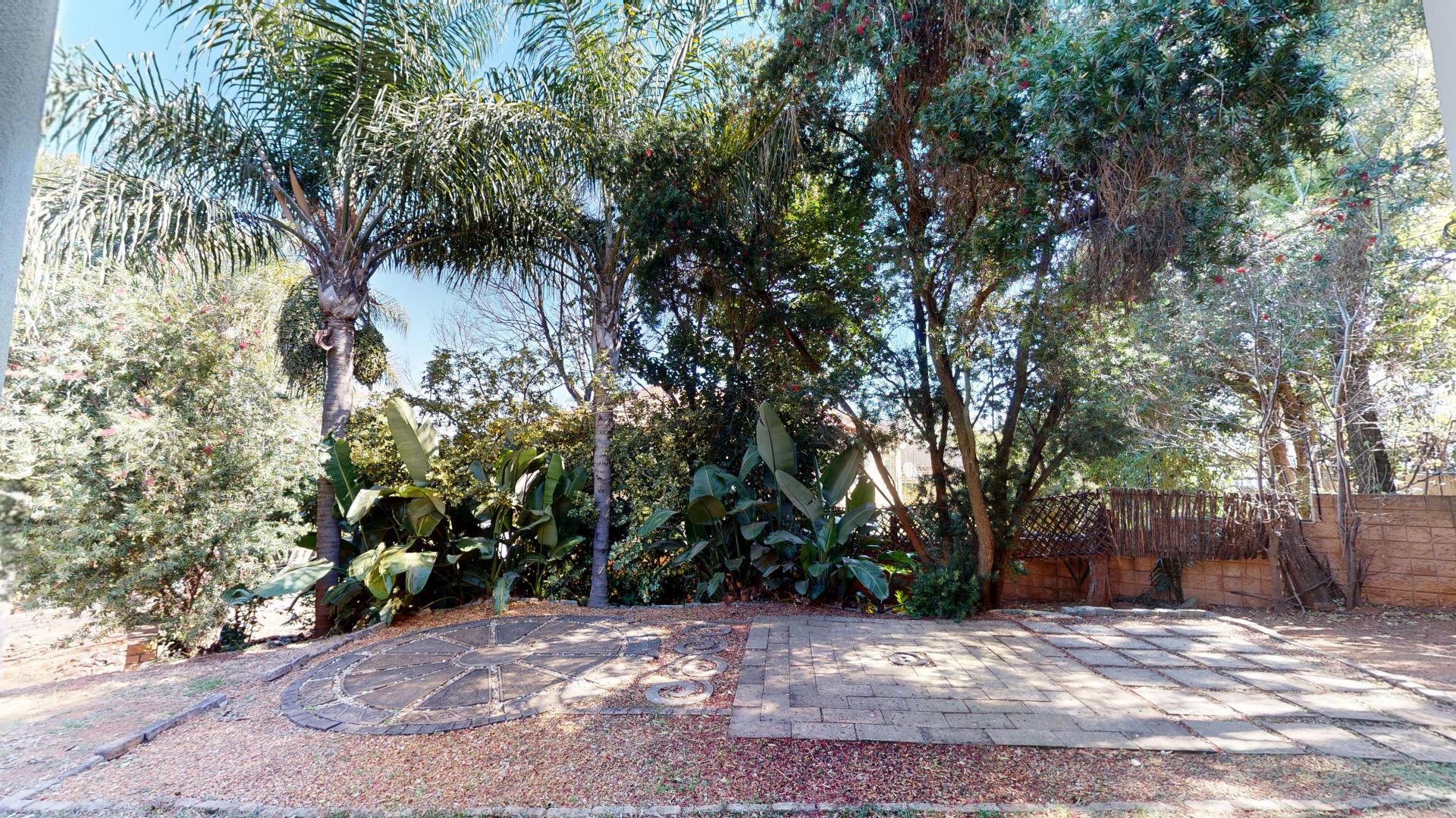  of property in Faerie Glen