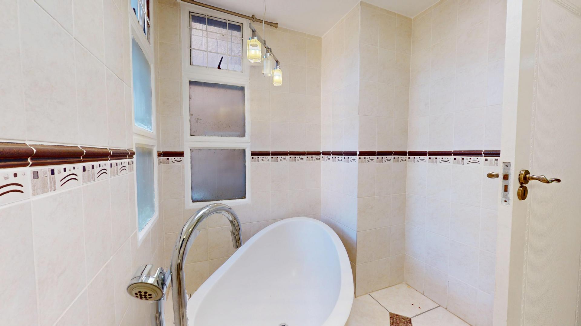  of property in Faerie Glen