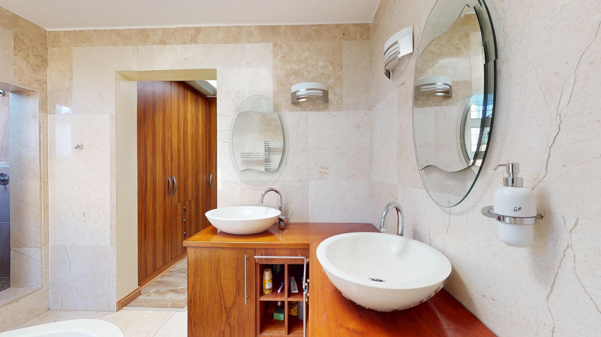  of property in Faerie Glen