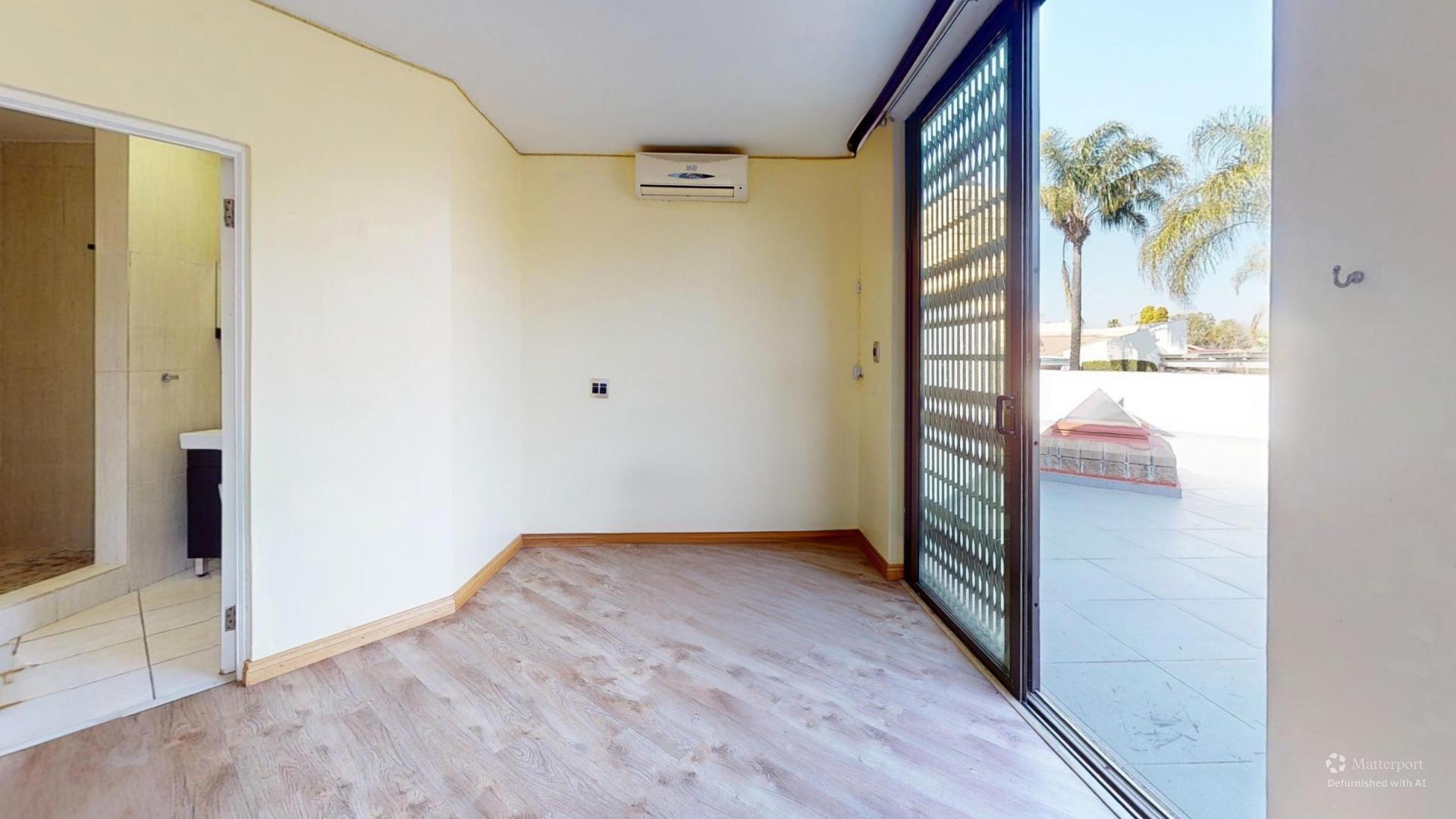  of property in Faerie Glen